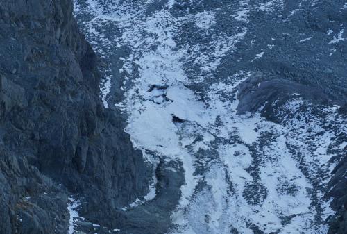 Panoramica dei residui affioramenti di ghiaccio del Coolidge Inferiore, scattata dalla sommità delle Cadreghe di Viso (4 ottobre 2022)