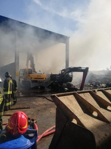 Incendio presso ditta SRT a Novi Ligure