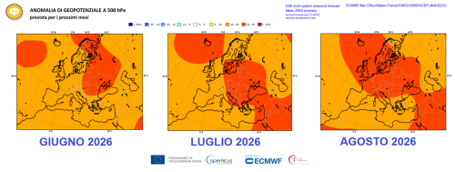 Figura 1 - Mappe di anomalia di geopotenziale medio mensile a 500 hPa, prevista per i prossimi mesi (mappe C3S)