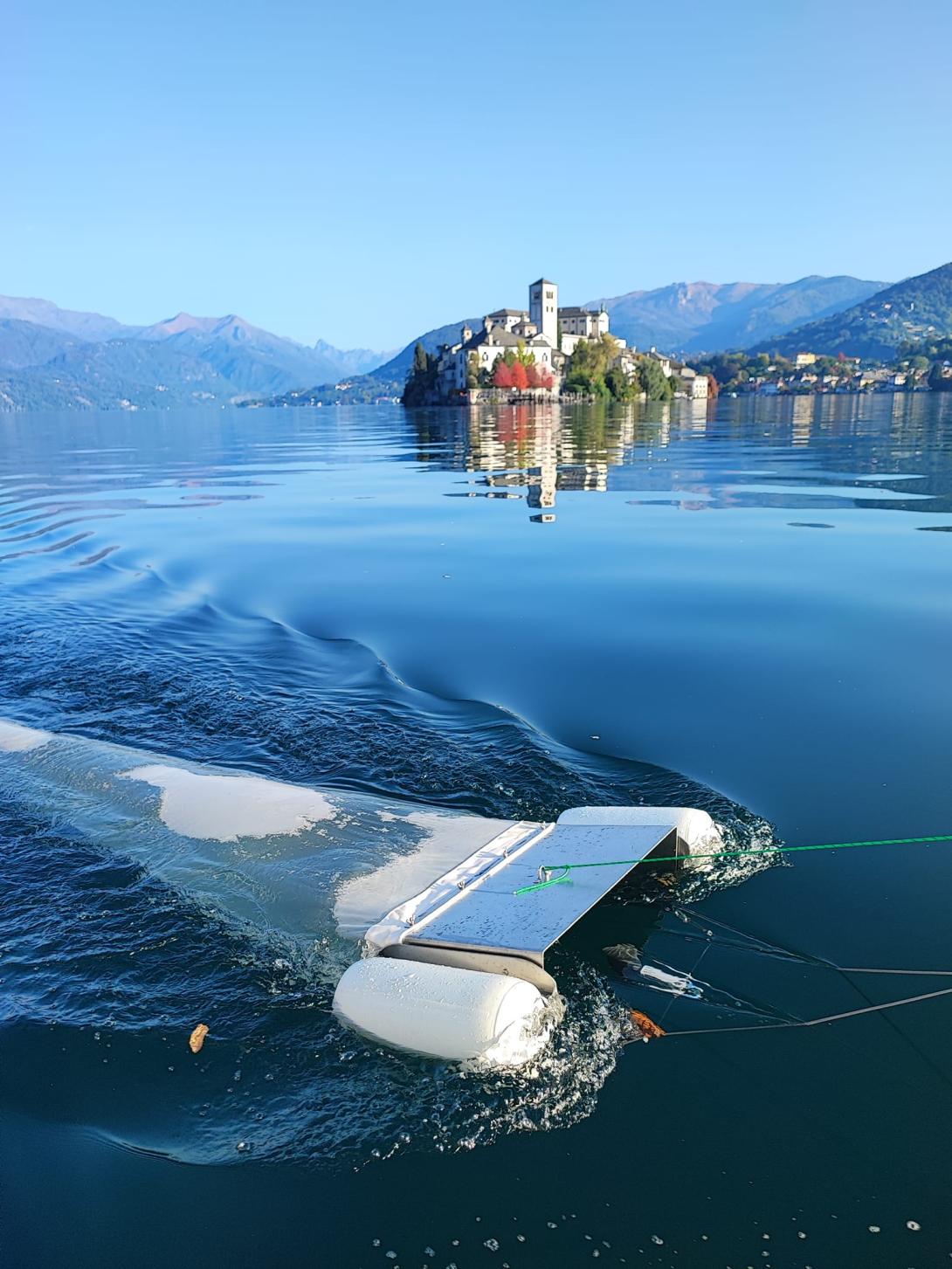 prelievo microplastiche con manta a strascico