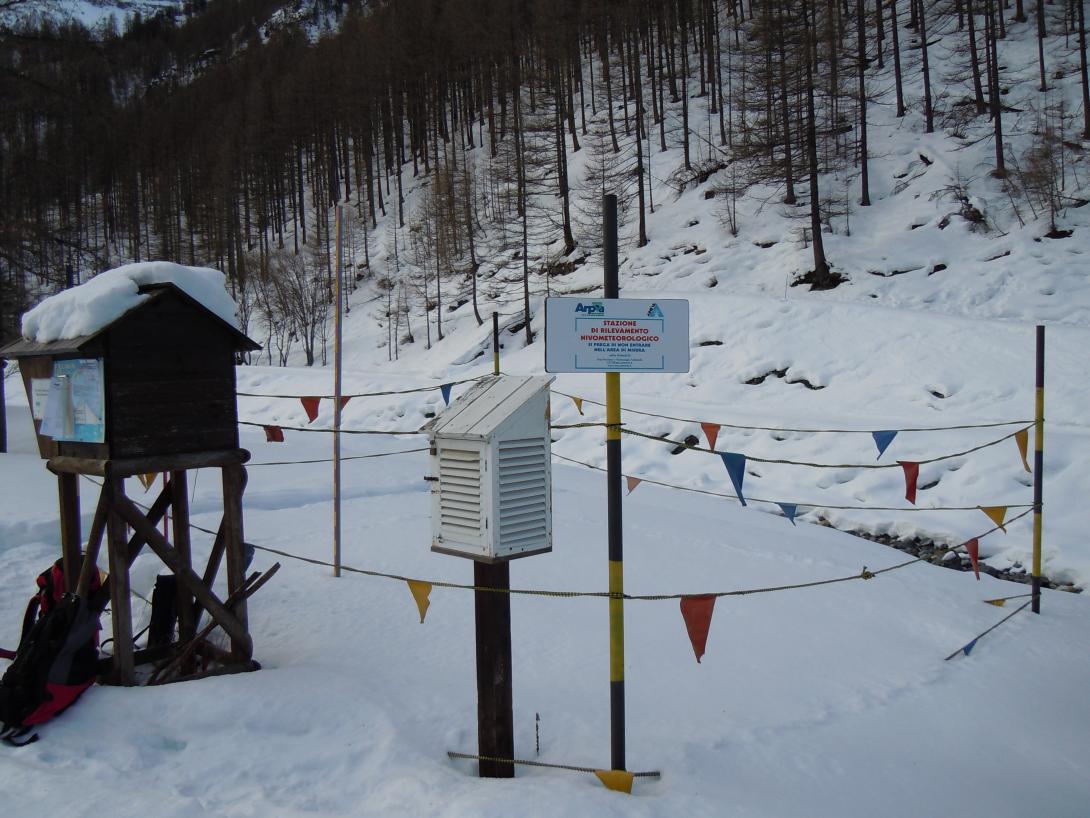 Stazione nivometrica manuale - Pragelato (TO) Loc. Traverses (1570m s.l.m.) - Val Chisone 