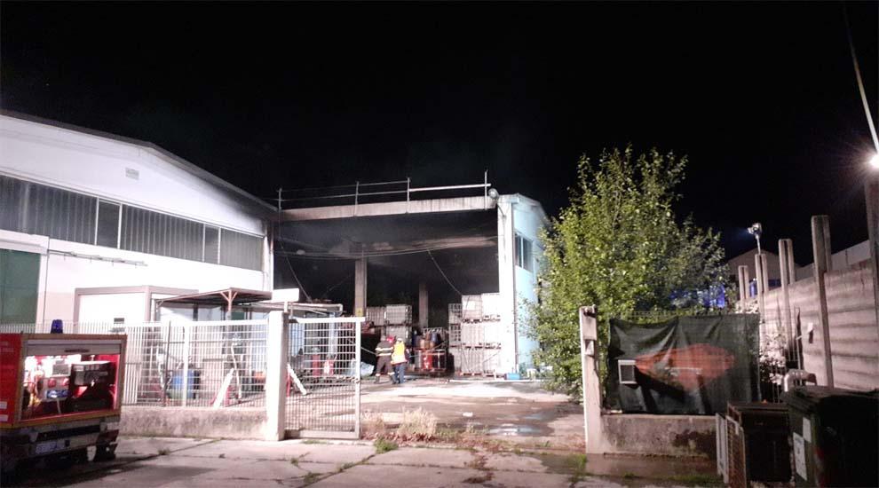 incendio avigliana 18 giugno 2023